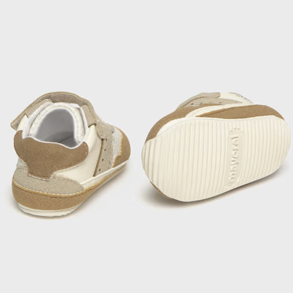 b6b6534c4b1648ed179b4451f47a04e9